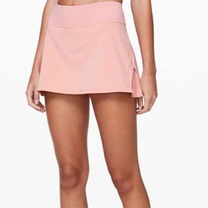 Lululemon play off the pleats skirt